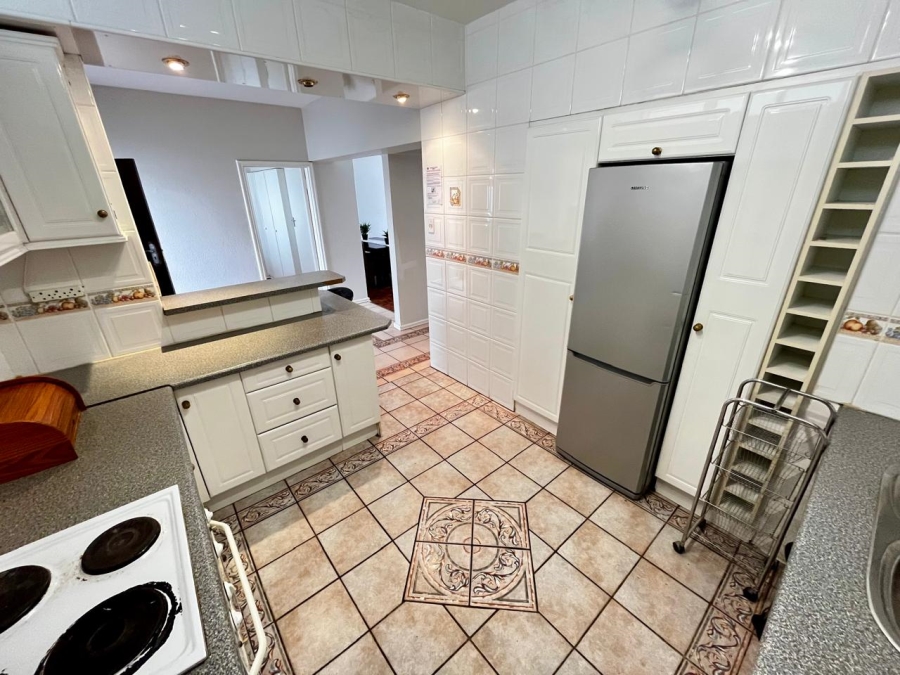 2 Bedroom Property for Sale in Quigney Eastern Cape